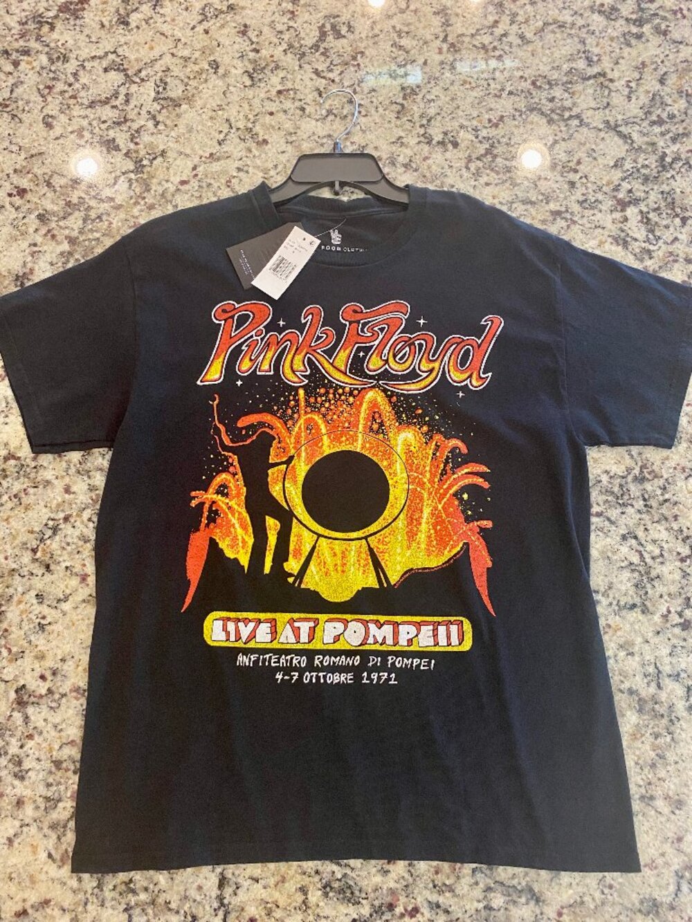 PINK FLOYD Live At Pompeii Men's Graphic Tee Shirt - NWT - Medium M Black